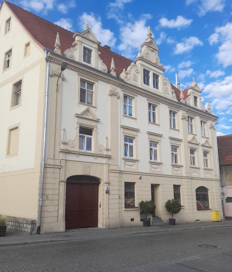 Jednosci Hostel Жельона Гора Екстериор снимка